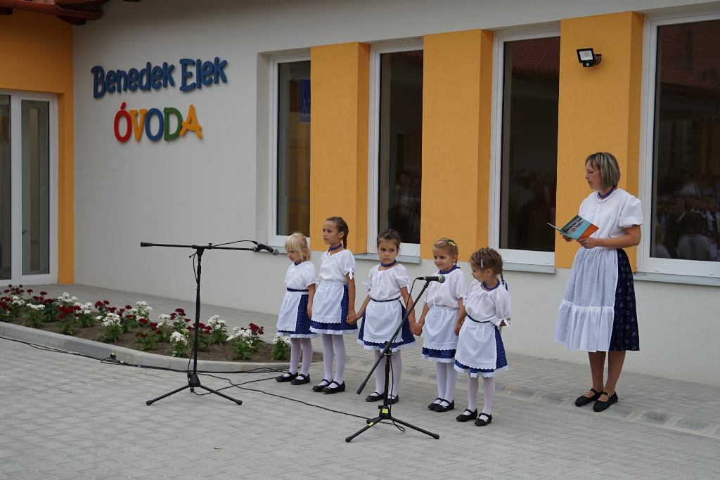Átadási ünnepség